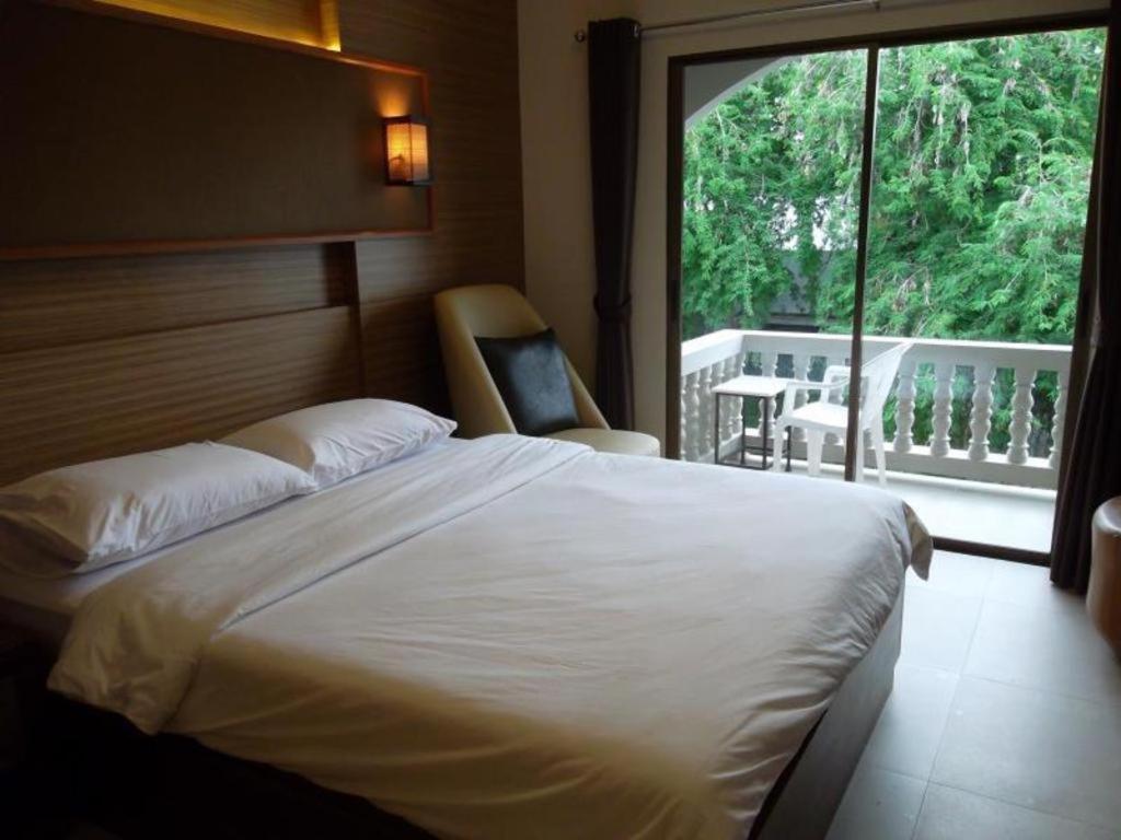 Honey Lodge Паттайя Экстерьер фото