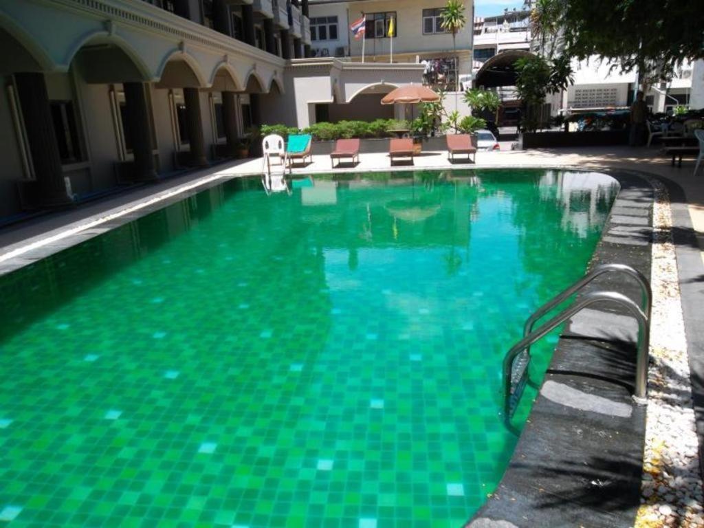 Honey Lodge Паттайя Экстерьер фото